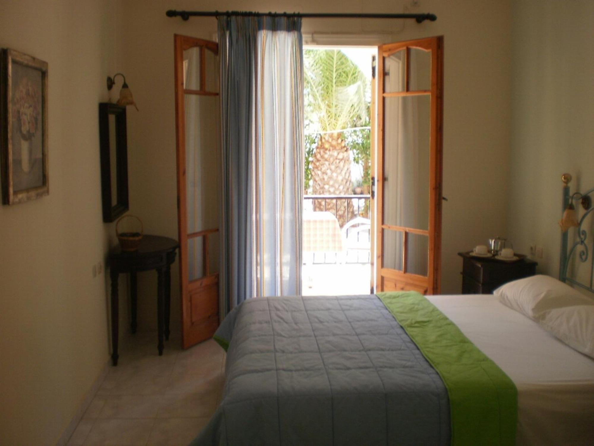 Loukas Inn Family Resort Keri Rum bild